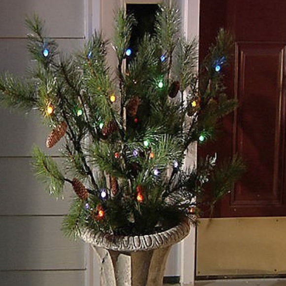 Bethlehem Lights Indoor/'Outdoor 36" Pine Branches/Timer/2 Available/NEW/WAS $50 - Picture 6 of 8